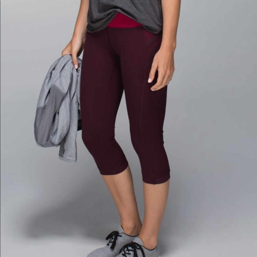 Lululemon Illumina Crop Sz 10